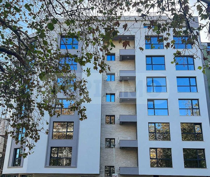 Продава се Двустаен апартамент в Варна, Чайка - 63 кв.м за 2524 €/кв.м - Снимка #2