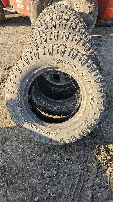 Гуми goodyear duratrac