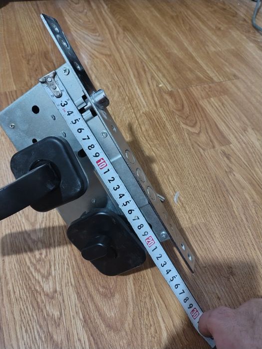 Продам замок дверной