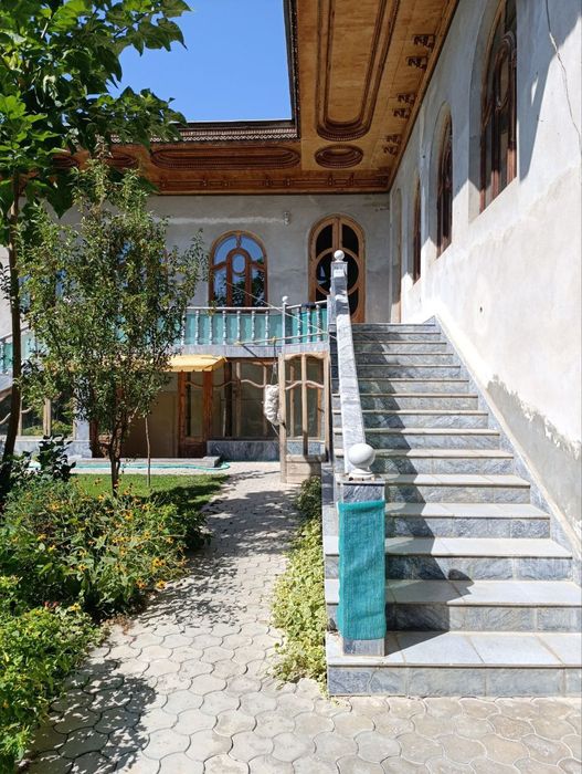 Хасанбой Шерибом 10-хона 7-Сотих Учаска Ховли Узок Муддатга Берилади