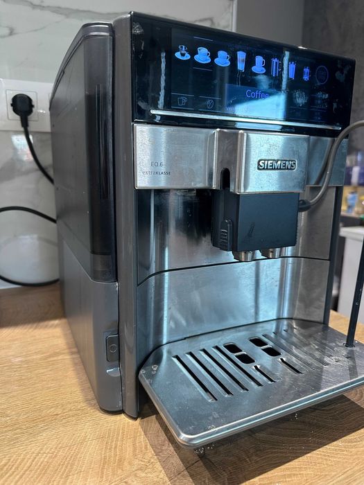 Кафемашина кафеавтомат каферобот Siemens EQ.6 Extraklasse EQ6  S700