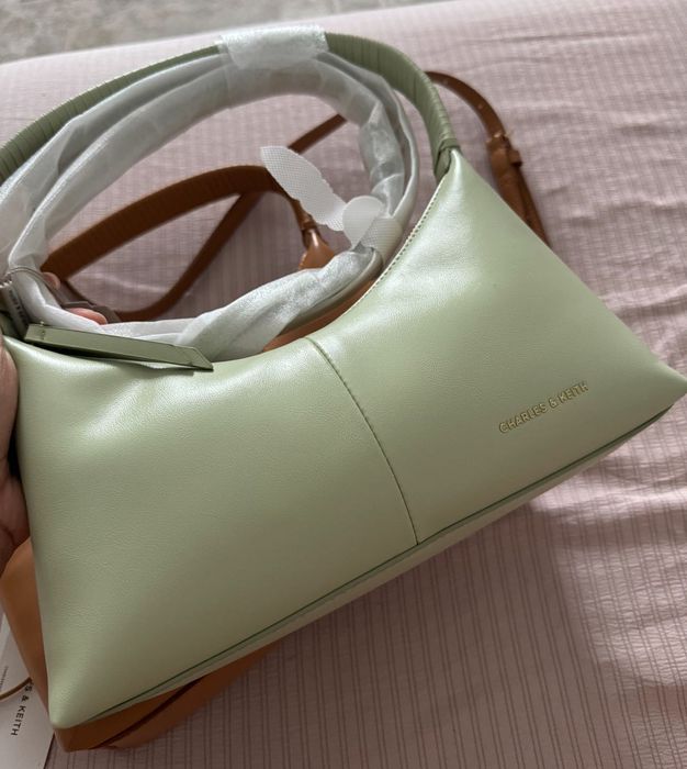 Charles and Keith сумка оригинал новая