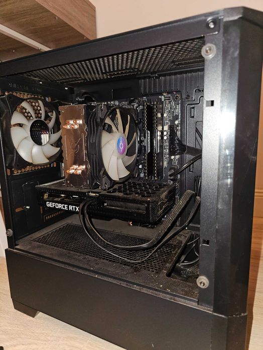 PC gaming + monitor BenQ ZOWIE 144Hz. 2.300 lei tot pachetul