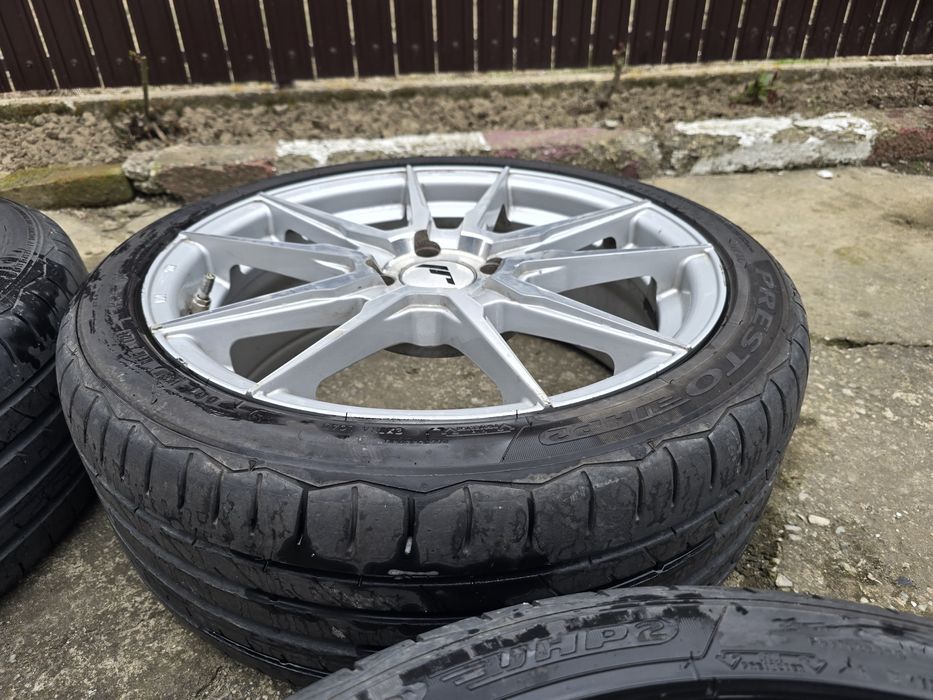 Vand Roti Japan Racing JR21 R17 4x100