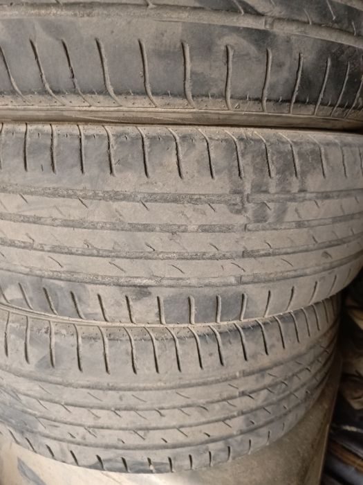 Шины б.у. 215/65/r16