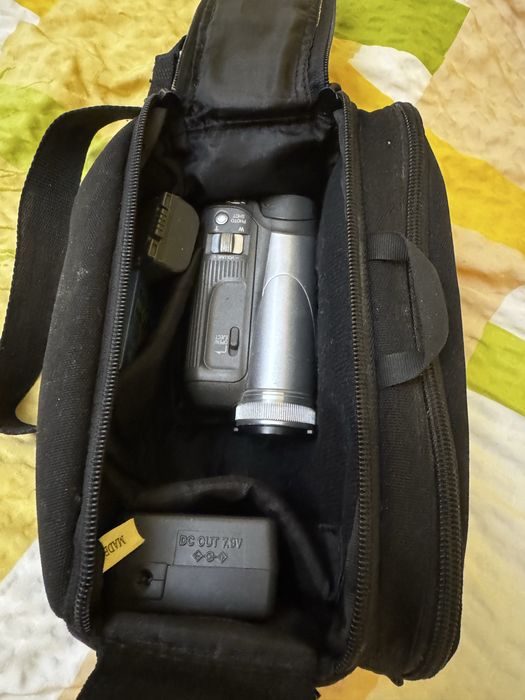 cameră video Panasonic model NV-GS17 Made in Japan