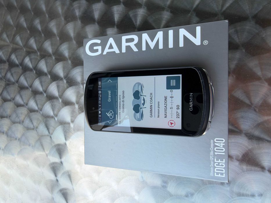 Garmin Edge 1040 GPS велокомпютър – Отлично състояние