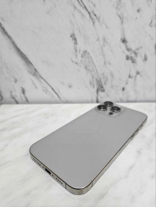 Iphone 16 pro max nou nouț