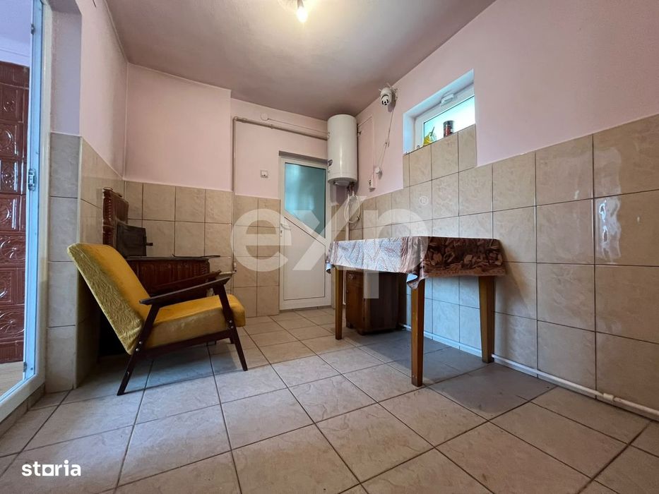 Casa cu 3 camere si teren 1.140 mp toate utilitatile, anexe si acces s