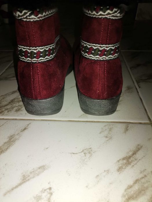 Нови Пантофи 39 номер