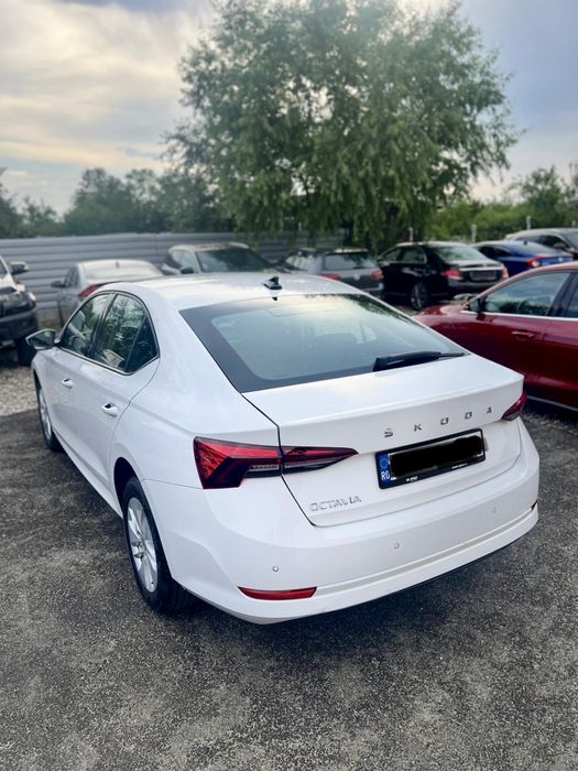 SKODA Octavia 2022 — imagine 5