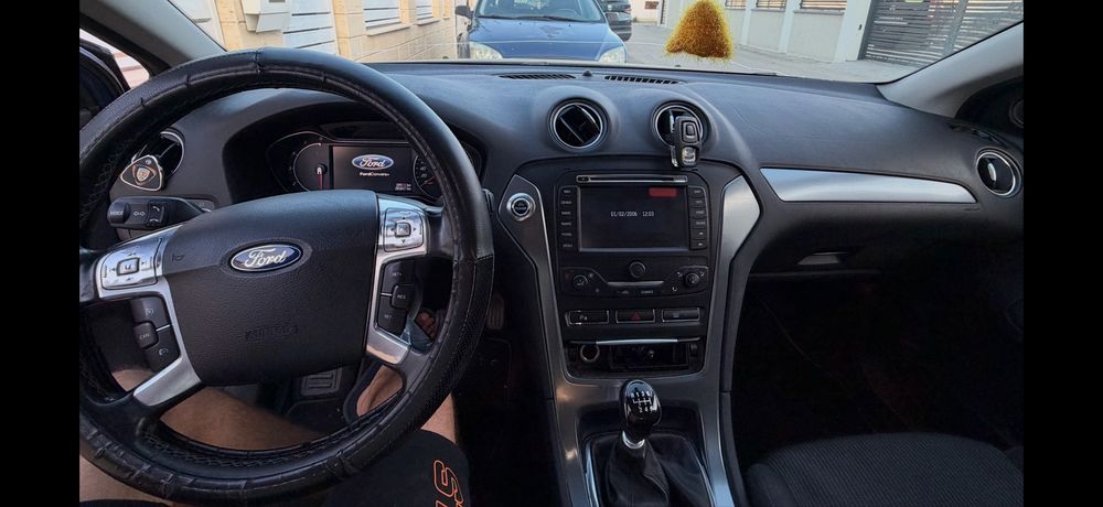 Ford Mondeo 2011 Titanium X Facelift | 2.0 Diesel | Pachet LED | Întreținut