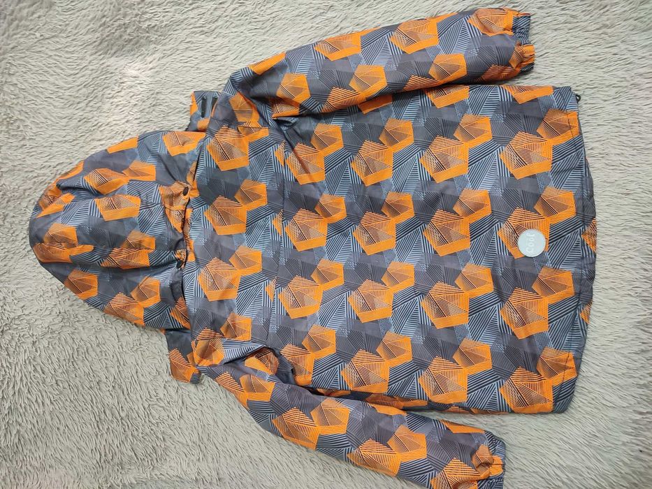 Куртка осенняя 152 рр