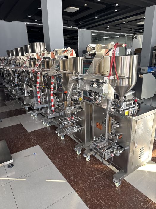 Вертикальная упаковочная машина для кофе чай и тд