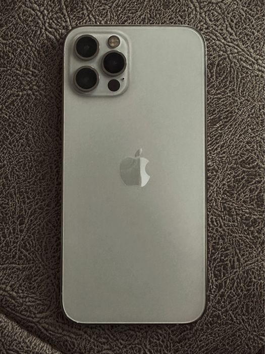 iphone 12 pro ideal holatda,sovg’aga 2 ta yangi chexol qo’shib beraman