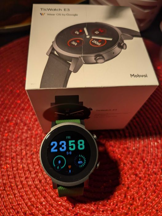 Smartwatch TicWatch E3 WearOs dual processor, impecabil, complet