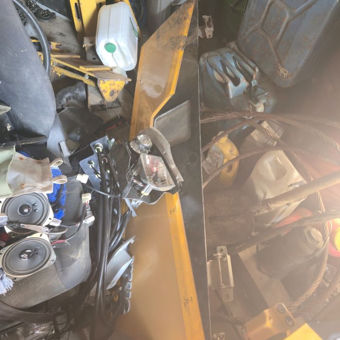 Продам запчасти на авто кран