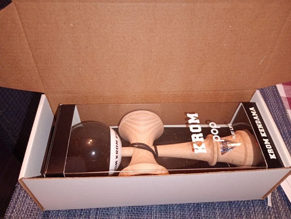 Kendama krom pop sticky neagră