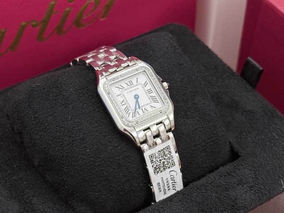 Часы Cartier Panthere Diamond