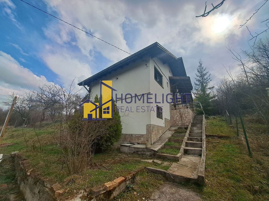 Продава се Къща в с. Златуша, Област София-област - 86 кв.м за 1570 €/кв.м - Снимка #1