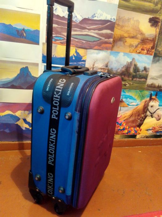 Чемодан.Новый .Фирменный .