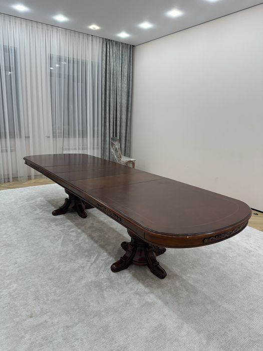 Продам стол из натурального дерево