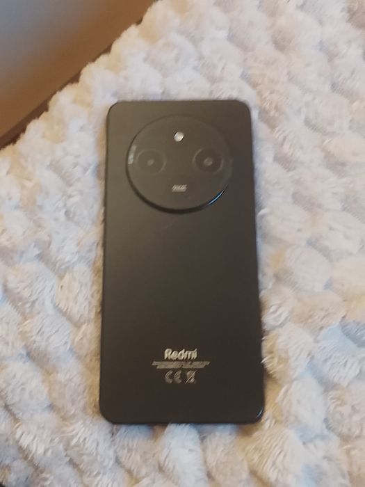 Продавам телефон redmi 14c