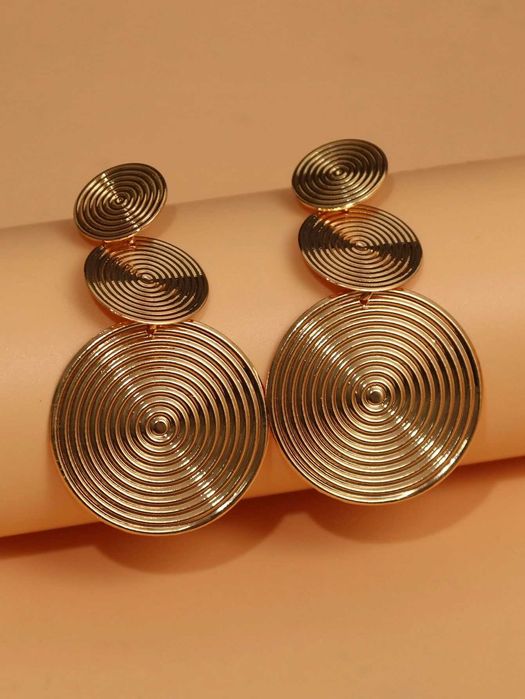 Обеци различни видове