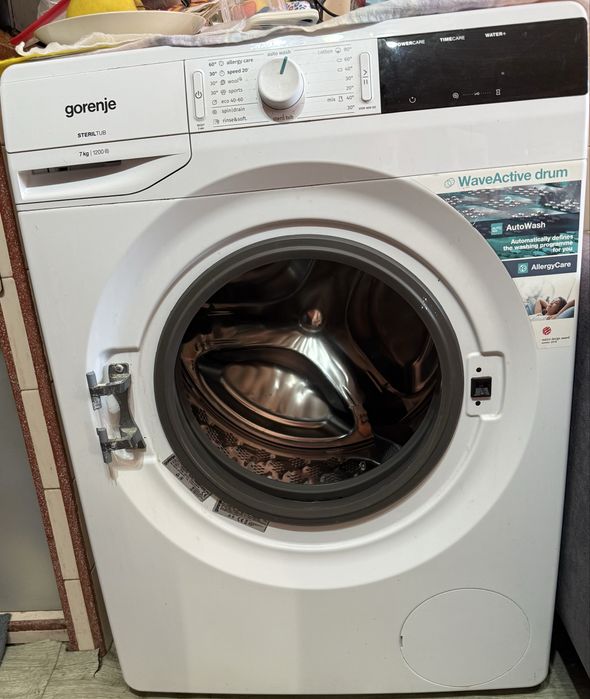 Работеща пералня Gorenje за смяна е капака