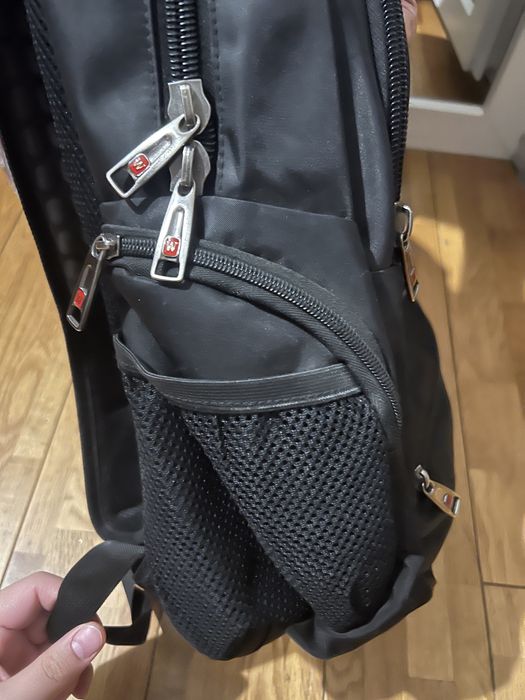 Рюкзак школьный