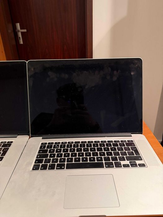Laptop Macbook PRO pentru piese Oferta!!