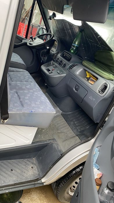 Vand/ Schimb Sprinter 316 2.7cdi/ Automat/ clima/ Carlig/ Pret 6500€€€