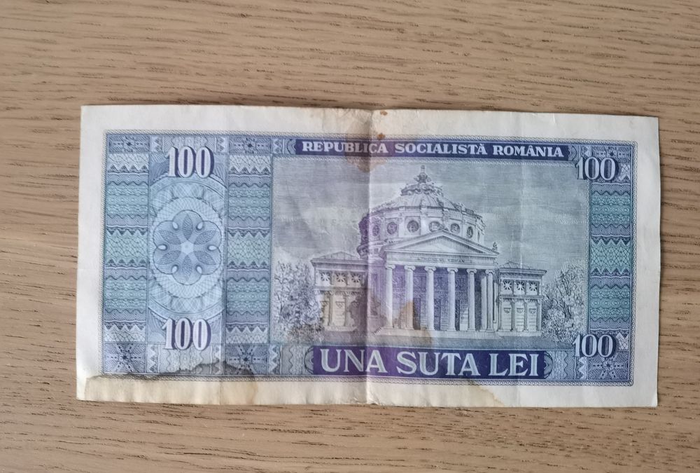 Bancnotă 100 epoca comunistă.