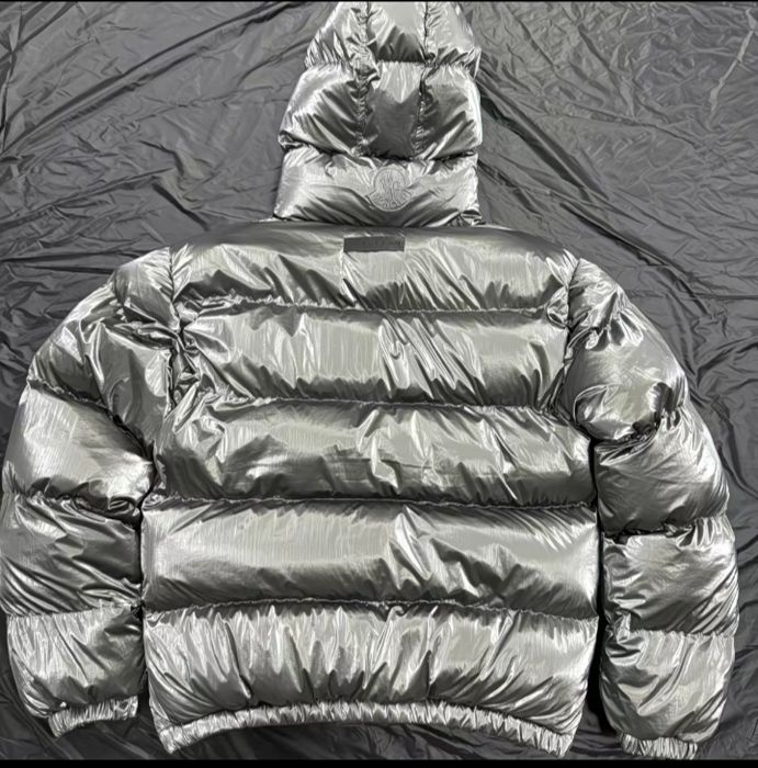 Пухан alix 1017 &moncler