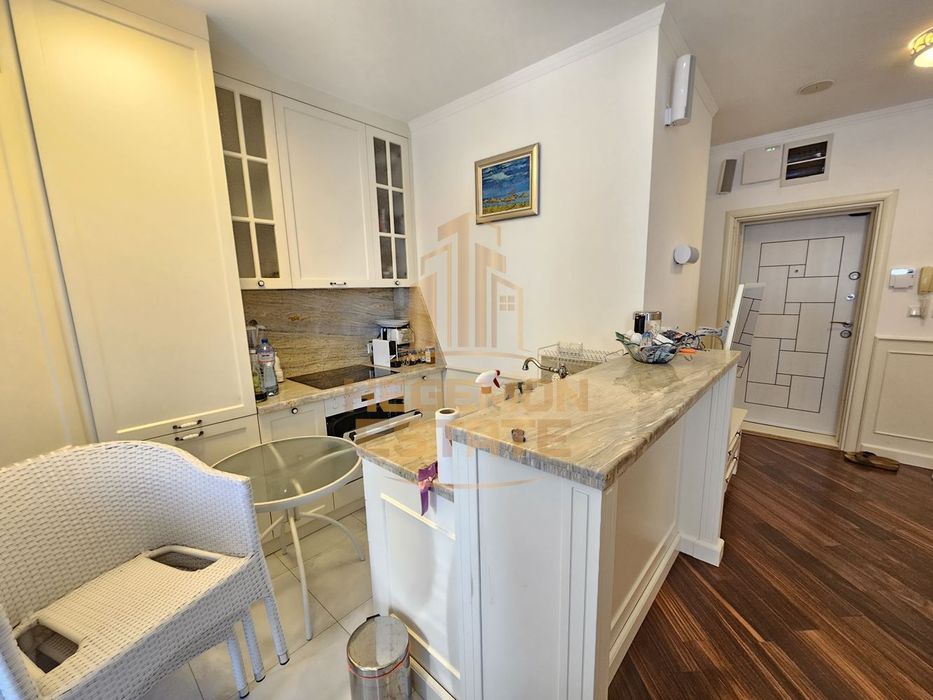 Продава се Тристаен апартамент в к.к. Златни пясъци - 118 кв.м за 1081 €/кв.м - Снимка #1