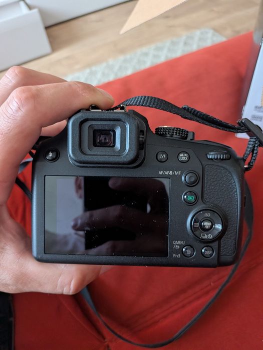 Panasonic lumix dc-fz82
