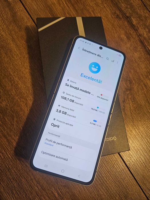 Samsung z flip 7 FE Display 128GB