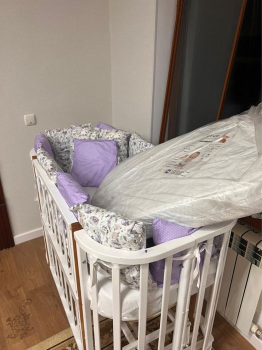 Детский манеж-кроватка (овальный)