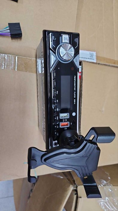 Авто радио плеър BD-9955BT – USB, MP3, SD, Bluetooth с вградена стойка за телефон