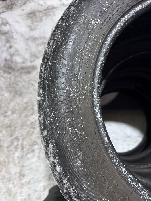 Шиный  215/60/17  Нокйан