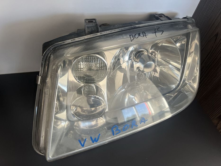 far partea stanga vw bora