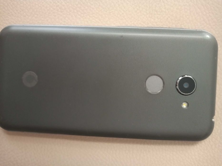 Телефон Vodafone Smart N8