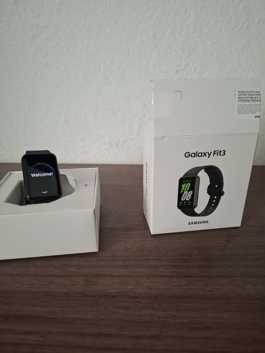 Смарт гривна Samsung Galaxy Fit 3