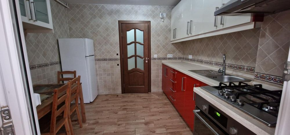 De inchiriat apartament 2 camere