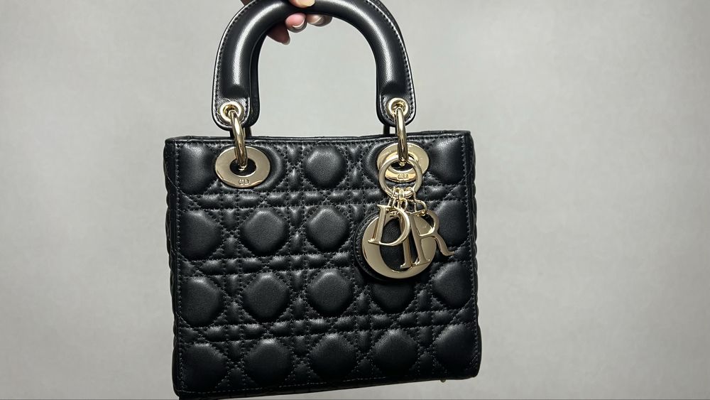 Продам сумку Lady Dior ABCDior  маленькая