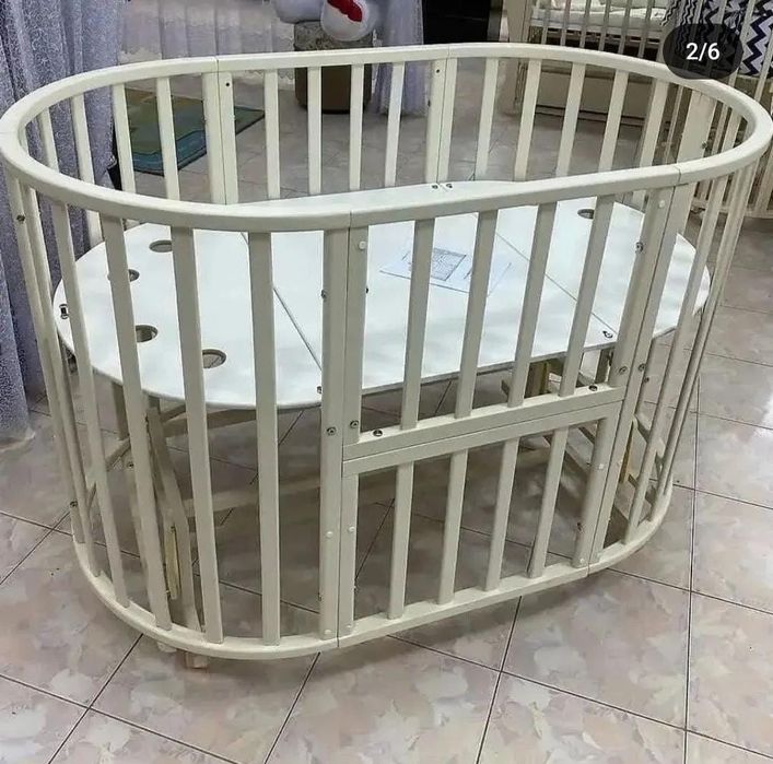 Продам кроватку детскую 9 в 1