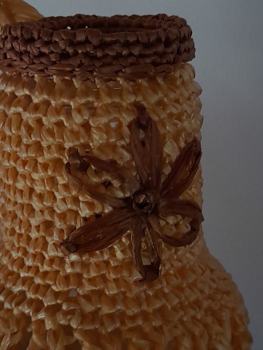 Carafă handmade împletită manual