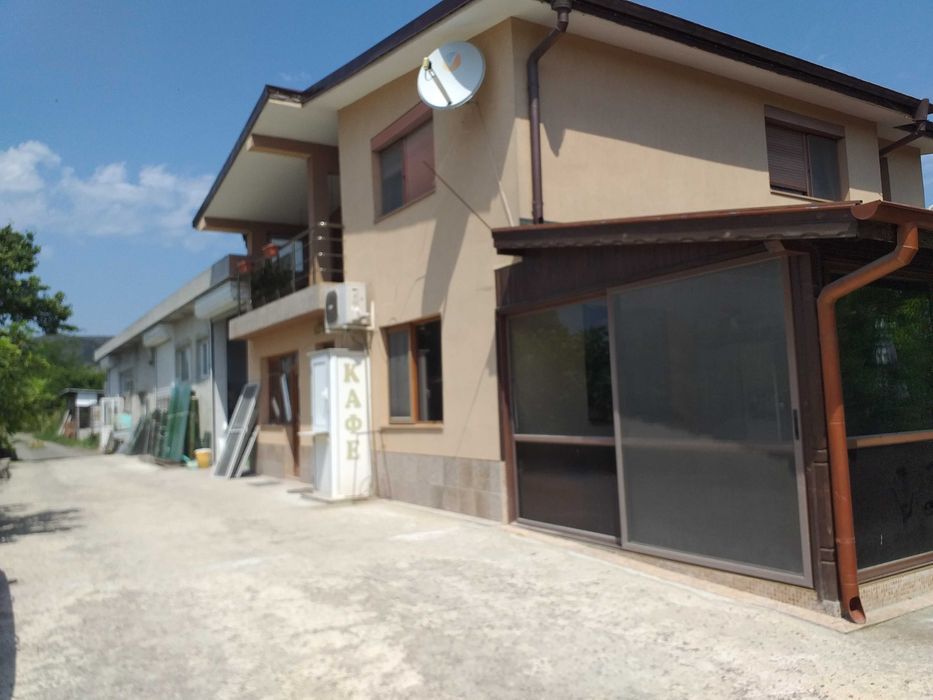 Продава се Промишлена сграда в Айтос - 444 кв.м за 563 €/кв.м - Снимка #2