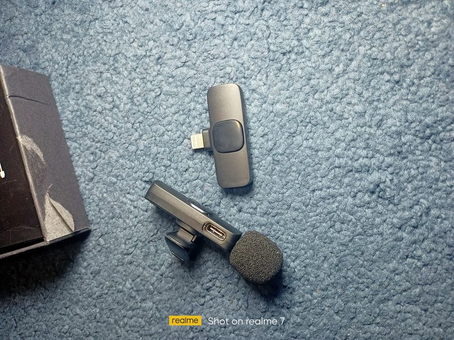 Безжичен микрофон тип брошка iPhone