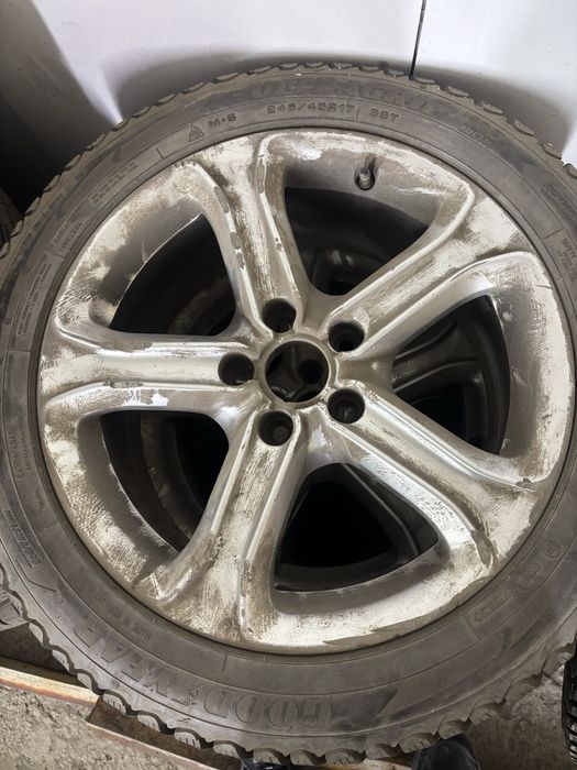 Зимние шины с дисками 45/45 r17